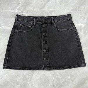 Women’s American Eagle Super Hi Rise A-Line Button Up Black Denim Skirt Size 8
